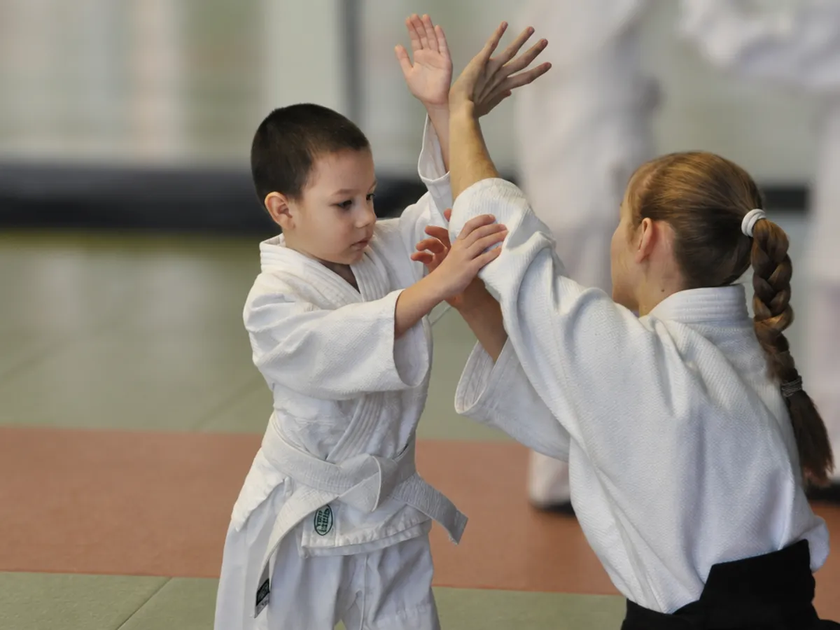 Детская группа айкидо, дети 5–14 лет